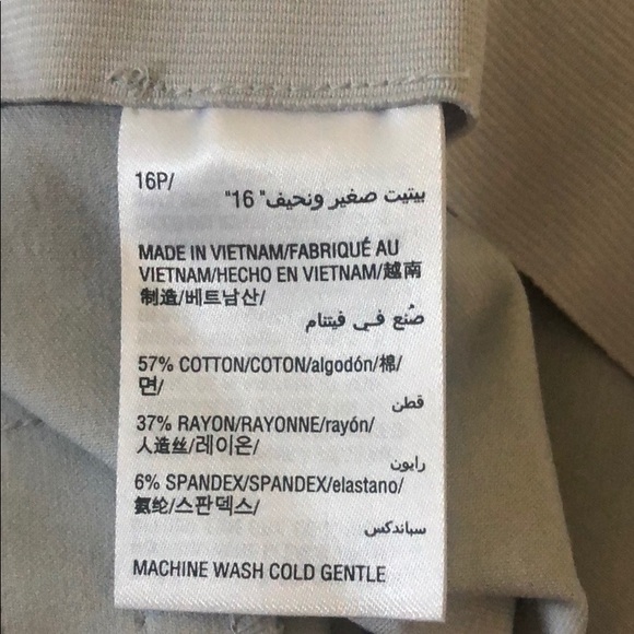 Alfani Petite Cropped Pants - Picture 3 of 4